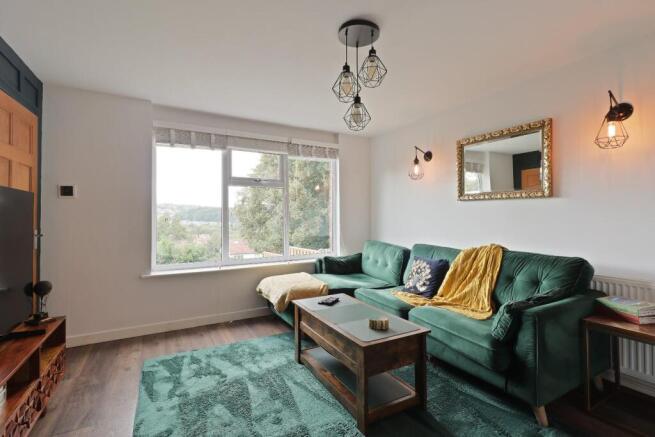 3 bed Terraced for sale Image 11
