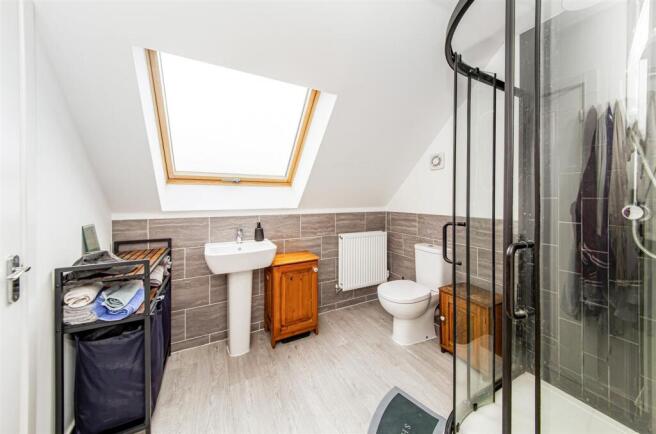 Bedroom 1 Ensuite