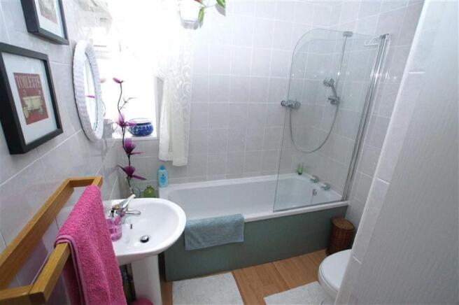 Bathroom & WC