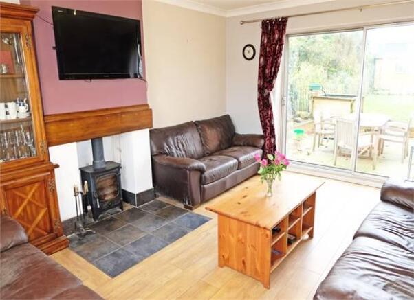 Another view of lounge