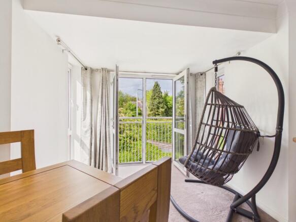 2 bed Apartment for sale Image 9