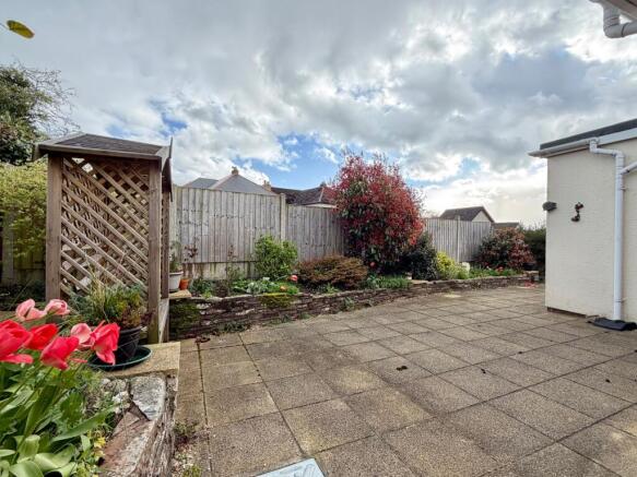 Blindwell Avenue, Kingsteignton, TQ12 photo 3