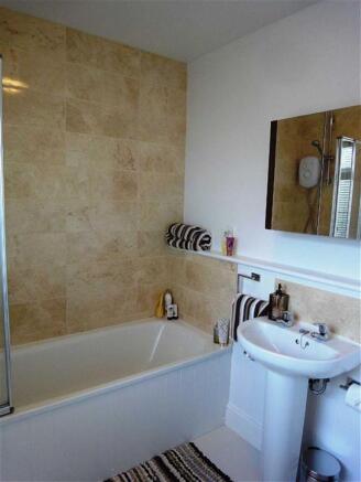 BATHROOM: