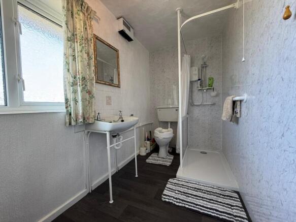 3 bed Town House for sale Image 12