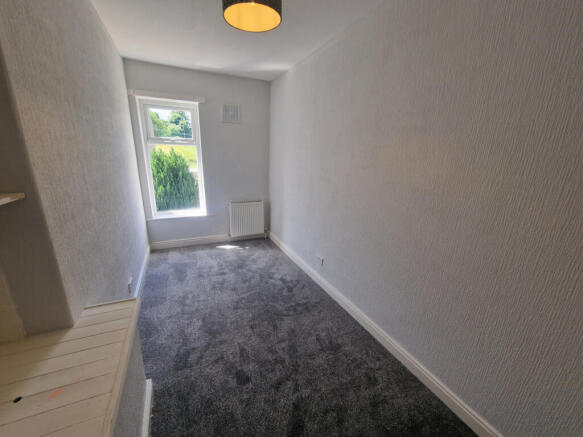 2 bed Terraced to rent Image 8