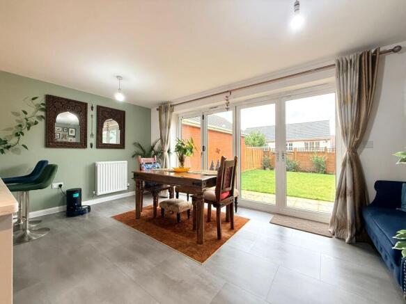Ebbsworth Lane, Shrivenham, SN6 photo 4