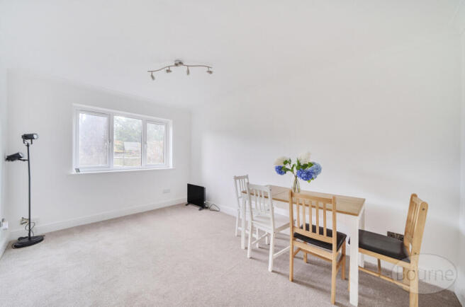 90e0d8a8-4577-4a3...