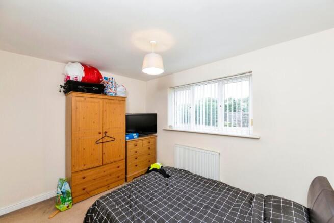 2 bed Flat for sale Image 10