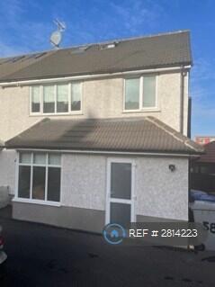 58 Paddock Road Front