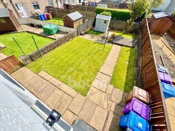 Larch Terrace, Beith garden shot
