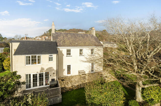 1387696-2-693999e...