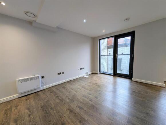 Living/Dining Roomjpg