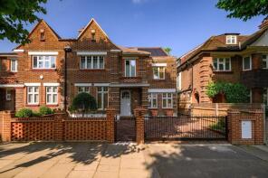 30, Ashworth Road, London W9 1JY