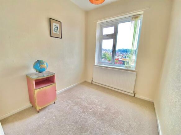 bedroom.jpg