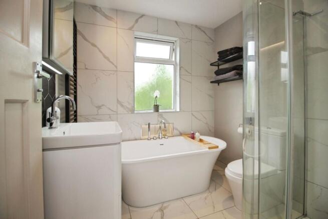 3 bed Semi-Detached for sale Image 10