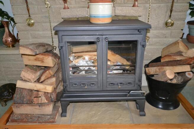 WOOD BURNER
