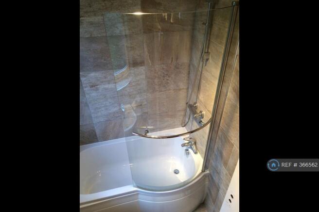 Bathroom Photo 2