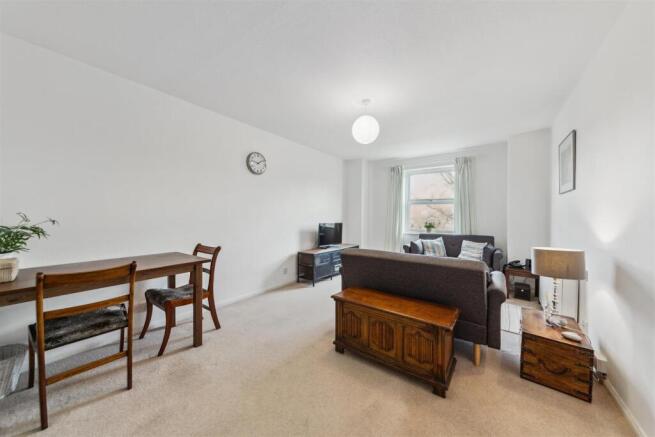 23 Andridge Court, SW19 3JW-9.jpg