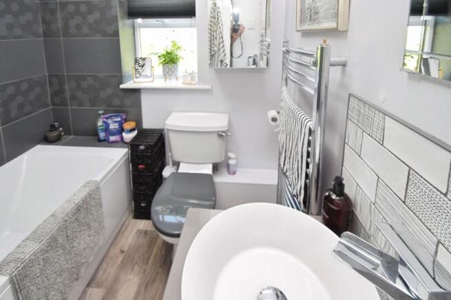 4 bed Terraced for sale Image 9