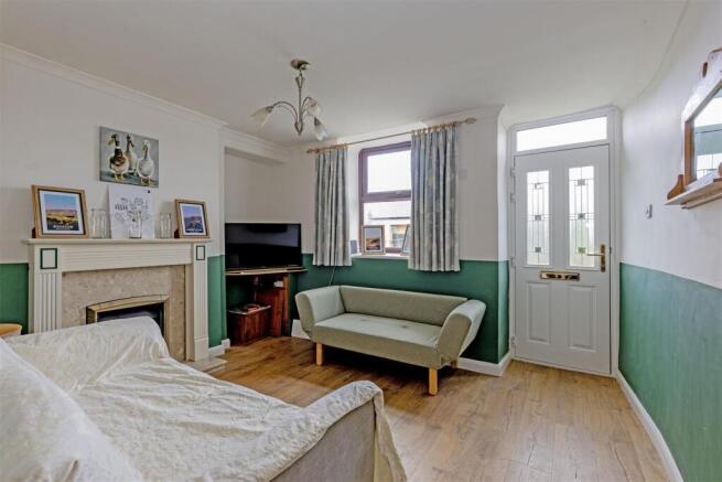 Sherwood Road, Tideswell, Buxton photo 4