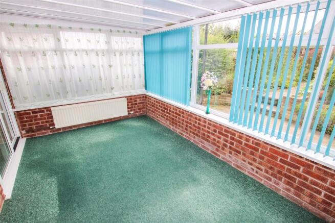 HALF BRICK & UPVC DOUBLE GLAZED CONSERVATORY