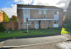 17, Maycroft, Evesham WR11 2NX