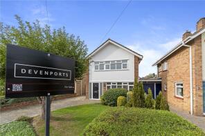 3, Saxonbury Avenue, Sunbury-on-thames TW16 5EY