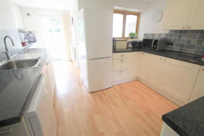 Additional Kitchen Photo