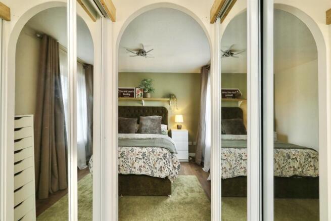 3 bed Detached for sale Image 10