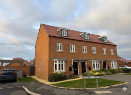1, Hutchins Close, Northampton NN6 0RX