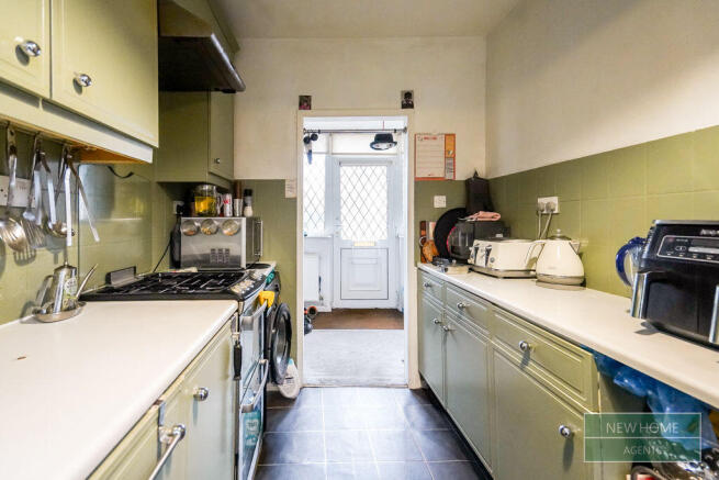 Francis Avenue,  Braunstone Town, Leicester, LE3 2PH photo 3