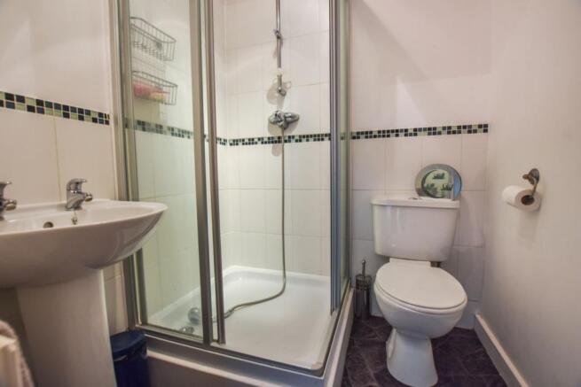 Master En-suite