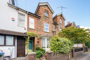 17, Station Road, Horsham RH13 5EZ