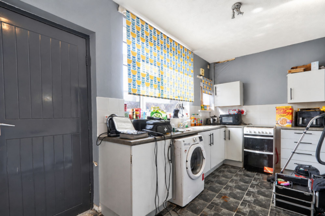 3 bed Terraced for sale Image 5