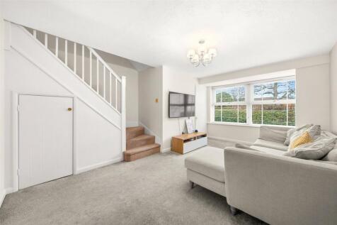Bartholomew Place, Warfield, Berkshire, RG42
