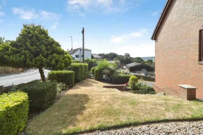 4 bed Detached for sale Image 12