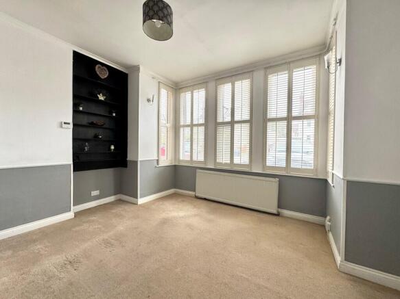 43 Satanita Road ...