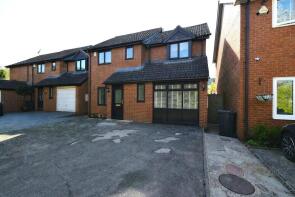 18, Chesterfield Drive, Dartford DA1 3DB