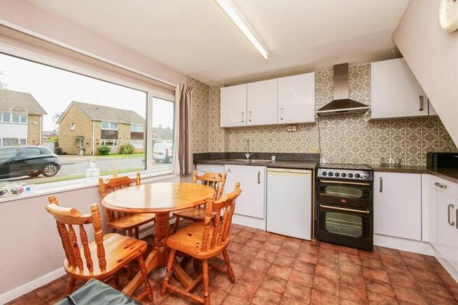 3 bed Semi-Detached for sale Image 5