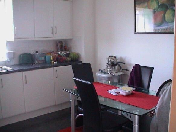 Kitchen 3.jpg