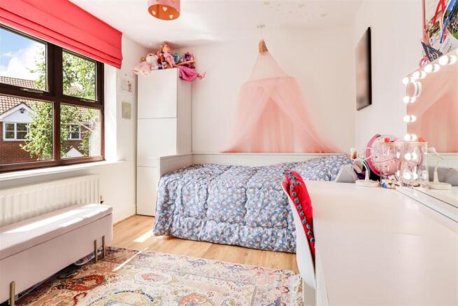 Img (2).jpg