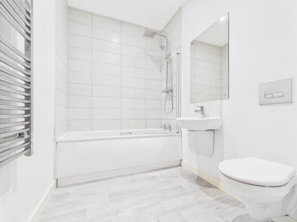 2 bed Flat to rent Image 4