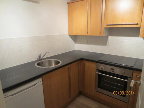 1 bed Flat to rent Image 2