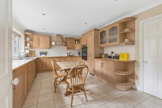 Kitchen/Breakfast