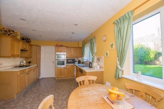 Kitchen/Breakf...