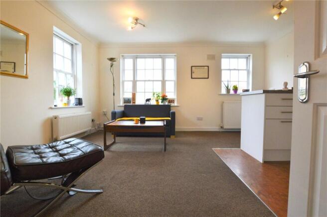 Lounge / Kitchen