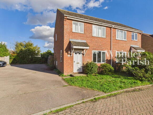 3-bed semi-detached on Castleton Way, Eye IP23 7DE, £215,000