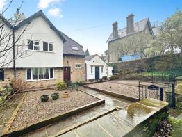 2, Chevin Avenue, Menston, Ilkley LS29 6DY
