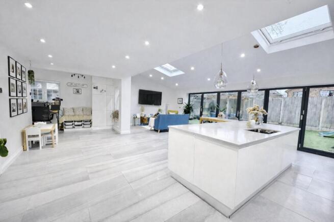 OPEN PLAN LOUNGE / KITCHEN / DINER / PLAYROOM