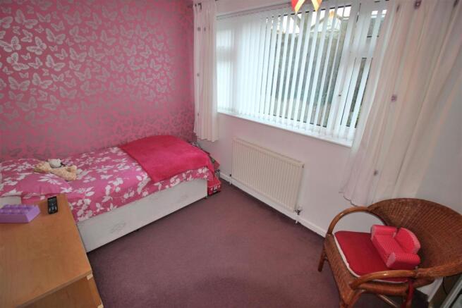 BED2.JPG